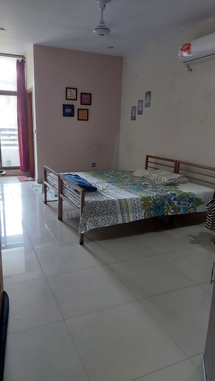 Lahore, Rooms for Rent, PKR 30000/month,  Furnished,  Furnished Room For Rent For Female Only.