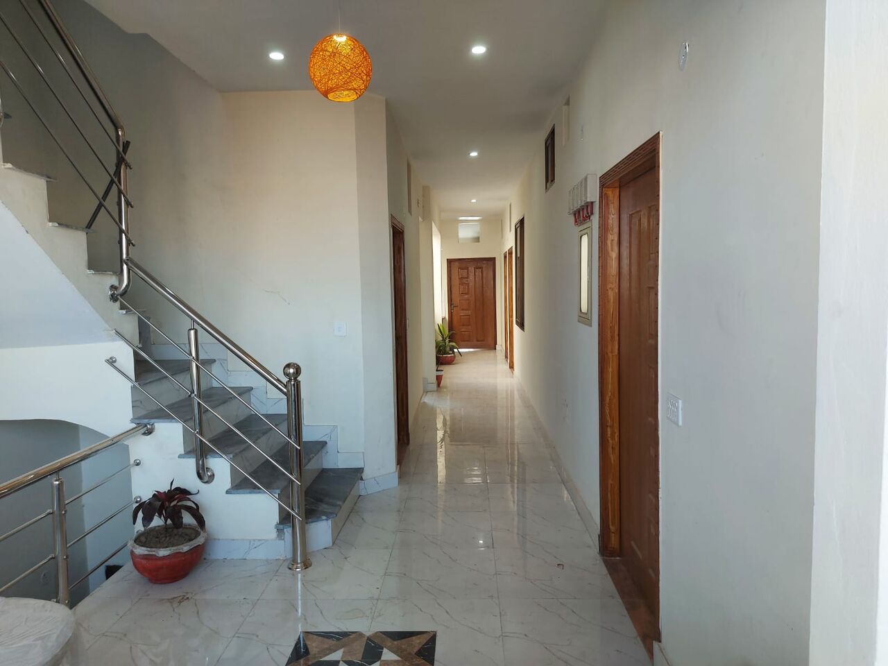 Lahore, Rooms for Rent, PKR 30000/month,  Furnished,  Furnished Room For Rent For Female Only.
