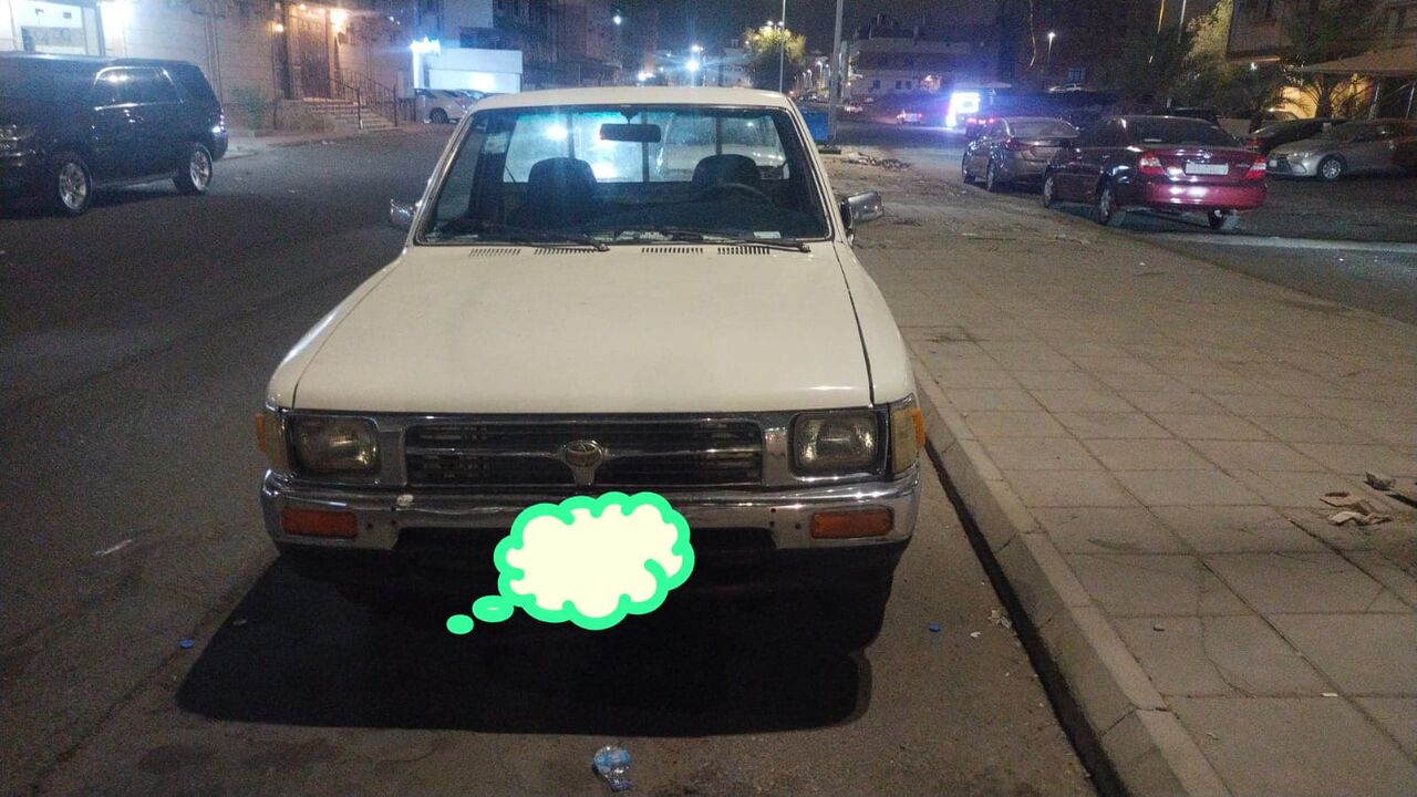 Jeddah, Vehicles, Cars & Trucks , SAR 12000,  Toyota Hilux,  1990,  Manual,  00 KM,    Modal 12000sr