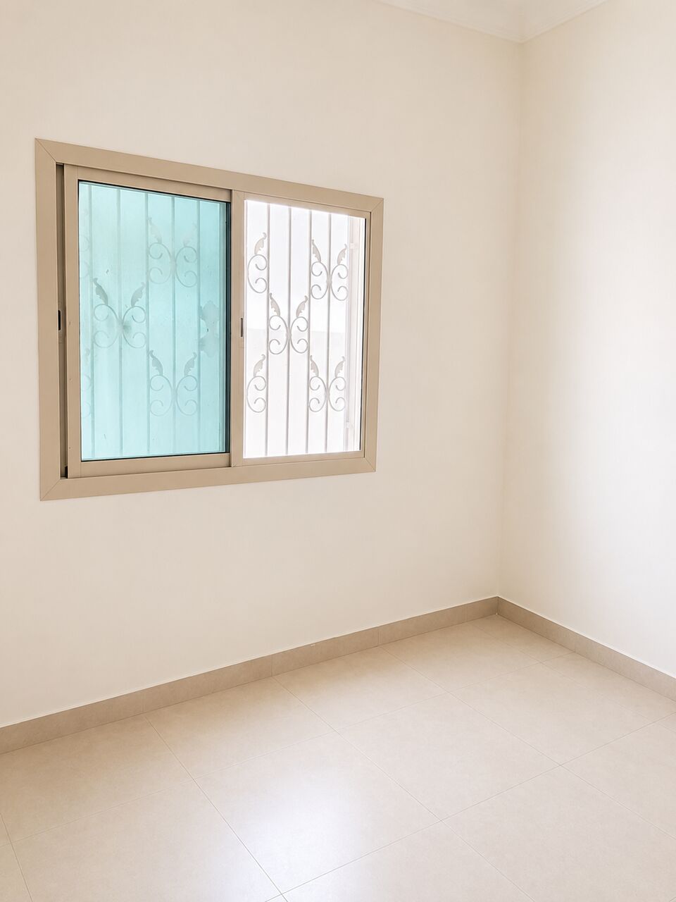 Jidhafs, Apartments, Flats, Houses & Villas, BHD 180/month,  3 BR,  For Rent &ndash; Apartment In New Jidhafs Housing.
