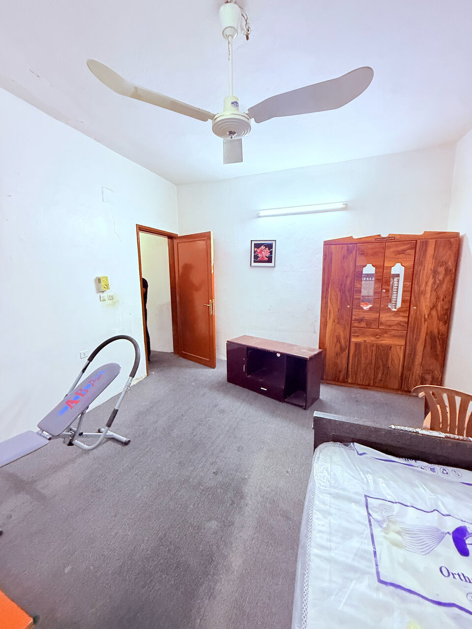 Riyadh, Rooms for Rent, SAR 2200/month,  This Room Has Fully Furnished Item In Photo U May Nit See Ac Or Fridge Or Washing Machine