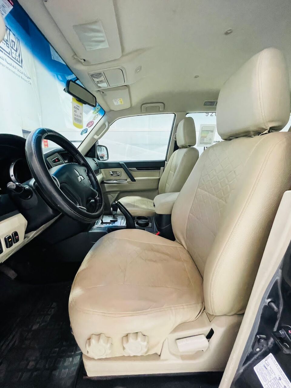 Riyadh, Vehicles, Cars & Trucks , SAR 46000,  Mitsubishi Pajero,  2016,  Automatic,  220000 KM,  Pajero  Excellent Condition