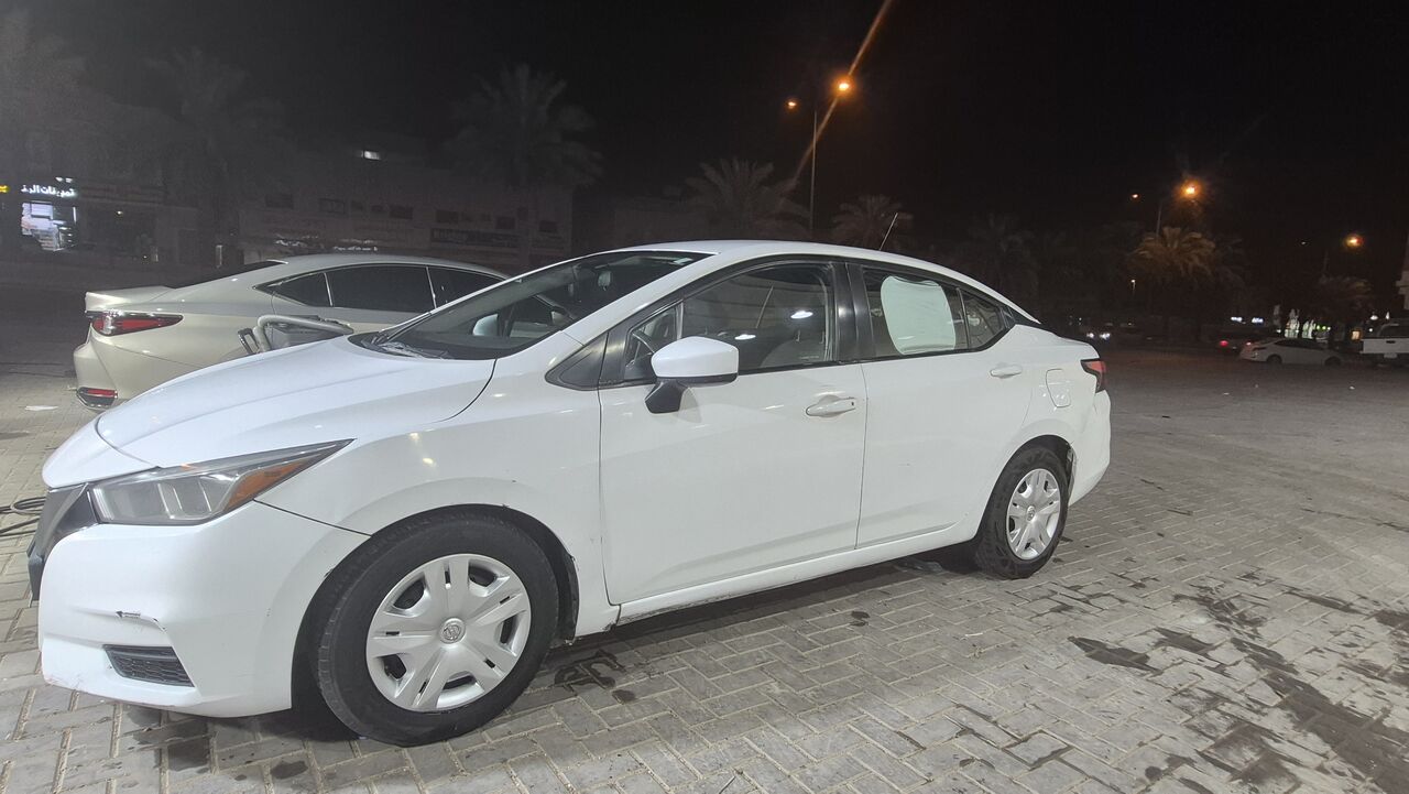 Riyadh, Vehicles, Cars & Trucks , SAR 25000,  Nissan Sunny,  2021,  Automatic,  200000 KM,   For Sale