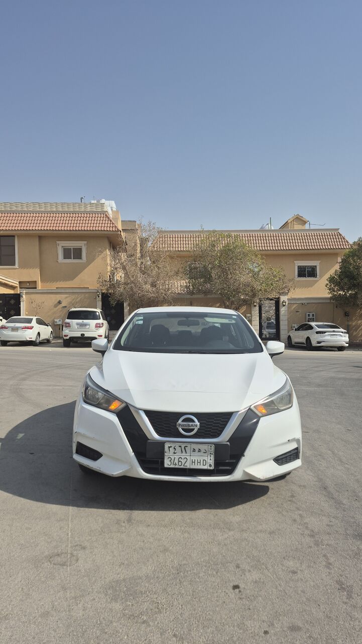 Riyadh, Vehicles, Cars & Trucks , SAR 25000,  Nissan Sunny,  2021,  Automatic,  200000 KM,   For Sale
