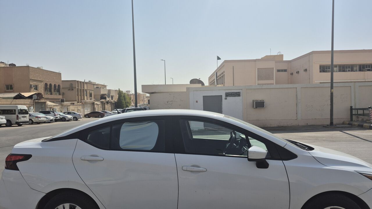Riyadh, Vehicles, Cars & Trucks , SAR 25000,  Nissan Sunny,  2021,  Automatic,  200000 KM,   For Sale