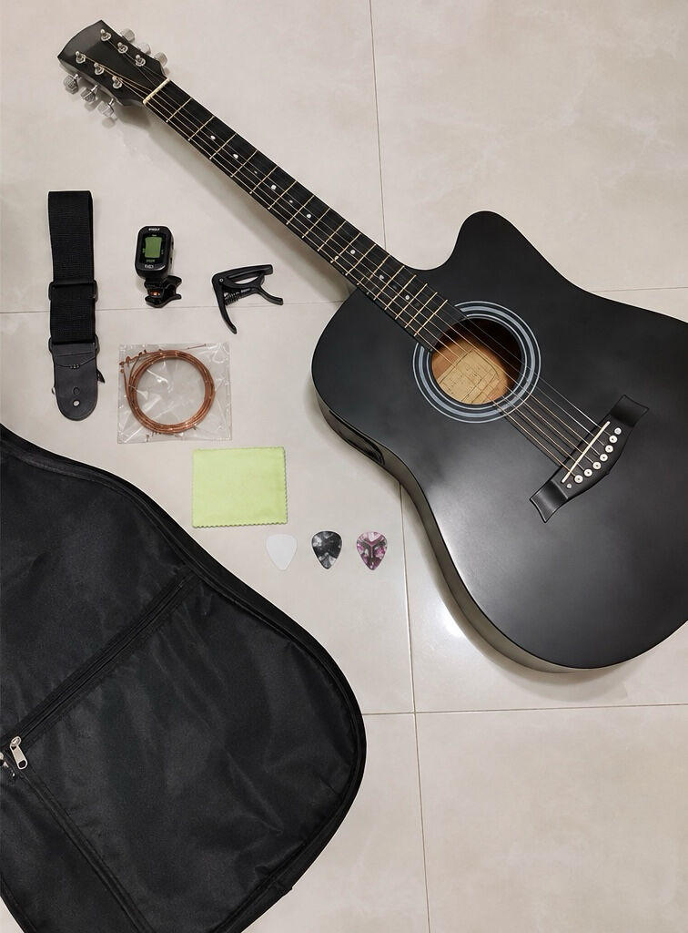 Jeddah, Musical Instruments, SAR 350,  Free Delivery 38&rdquo; Black Acoustic Guitar + Full Accessories Bundle | Like New