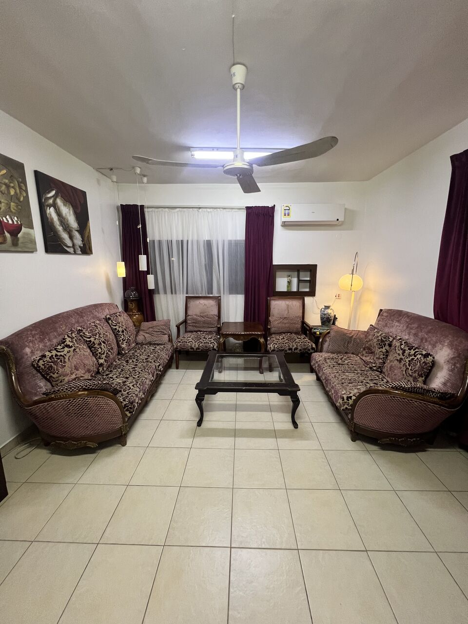 Riyadh, Furniture, SAR 800,  Grand Looking Sofa Set (Al Mutlaq )