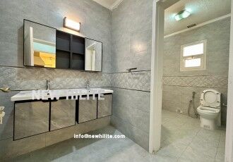 Kuwait City, Villas, KWD 1900,  Luxury 4-Bedroom Villa For Rent In Messila