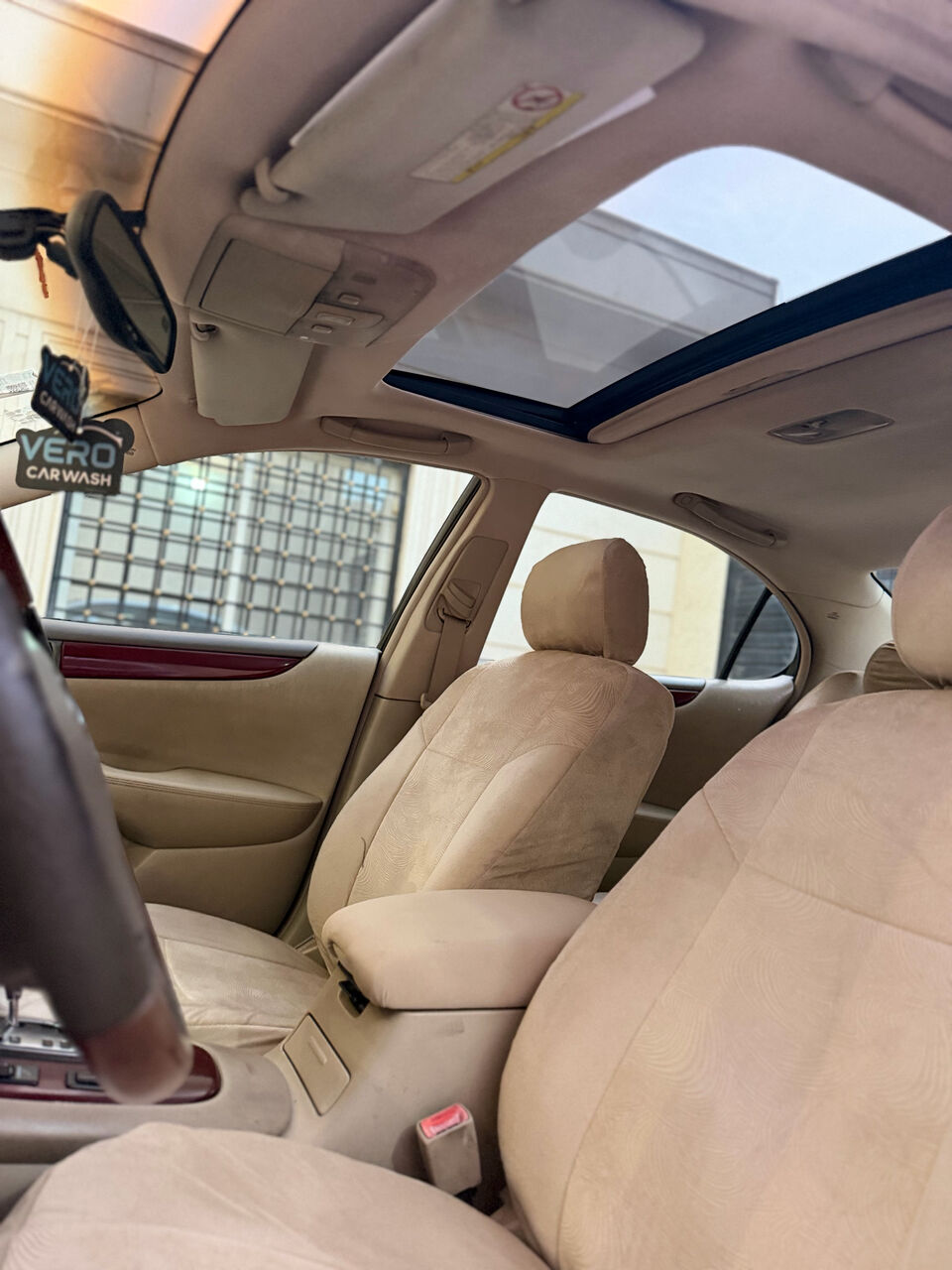 Riyadh, Vehicles, Cars & Trucks , SAR 18000,  Lexus ES 300h,  2004,  Automatic,  550 KM,