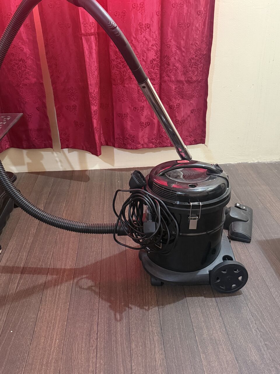 Akrabia, Household Items, Sar 320,  Oven, Vacuum Pump And 2 Single Sofa