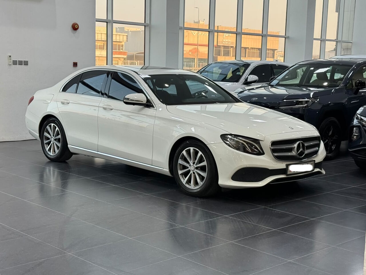 Manama, Vehicles, Cars & Trucks , BHD 7200,  Mercedes Benz E-200,  2017,  Automatic,  230950 KM,   /  (White)
