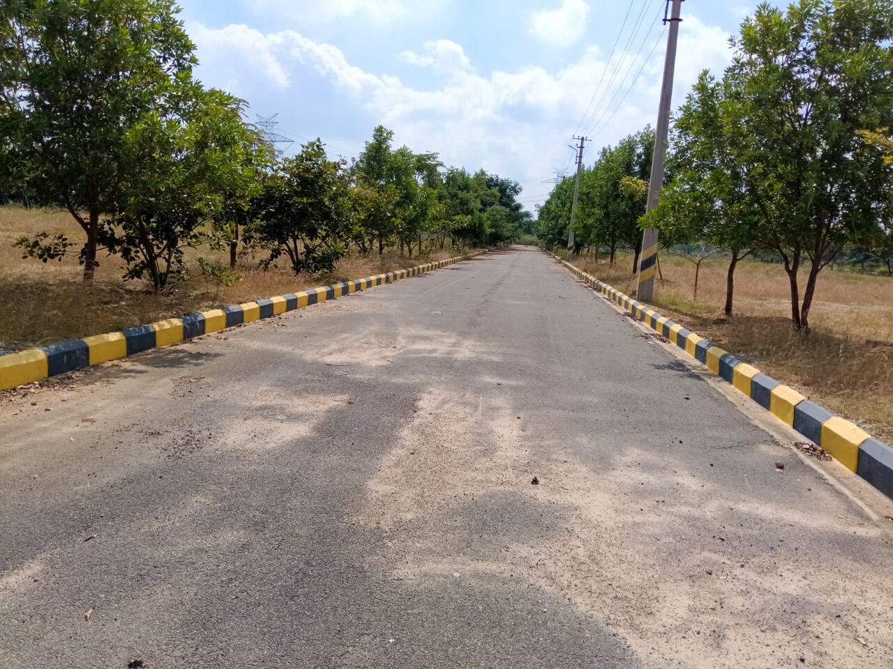Hyderabad, Residential Plots, INR 17000,  183 Sq. Yard,  HMDA Residential Plots Sale In Mirkhanpet Amazon Data Center Skill University