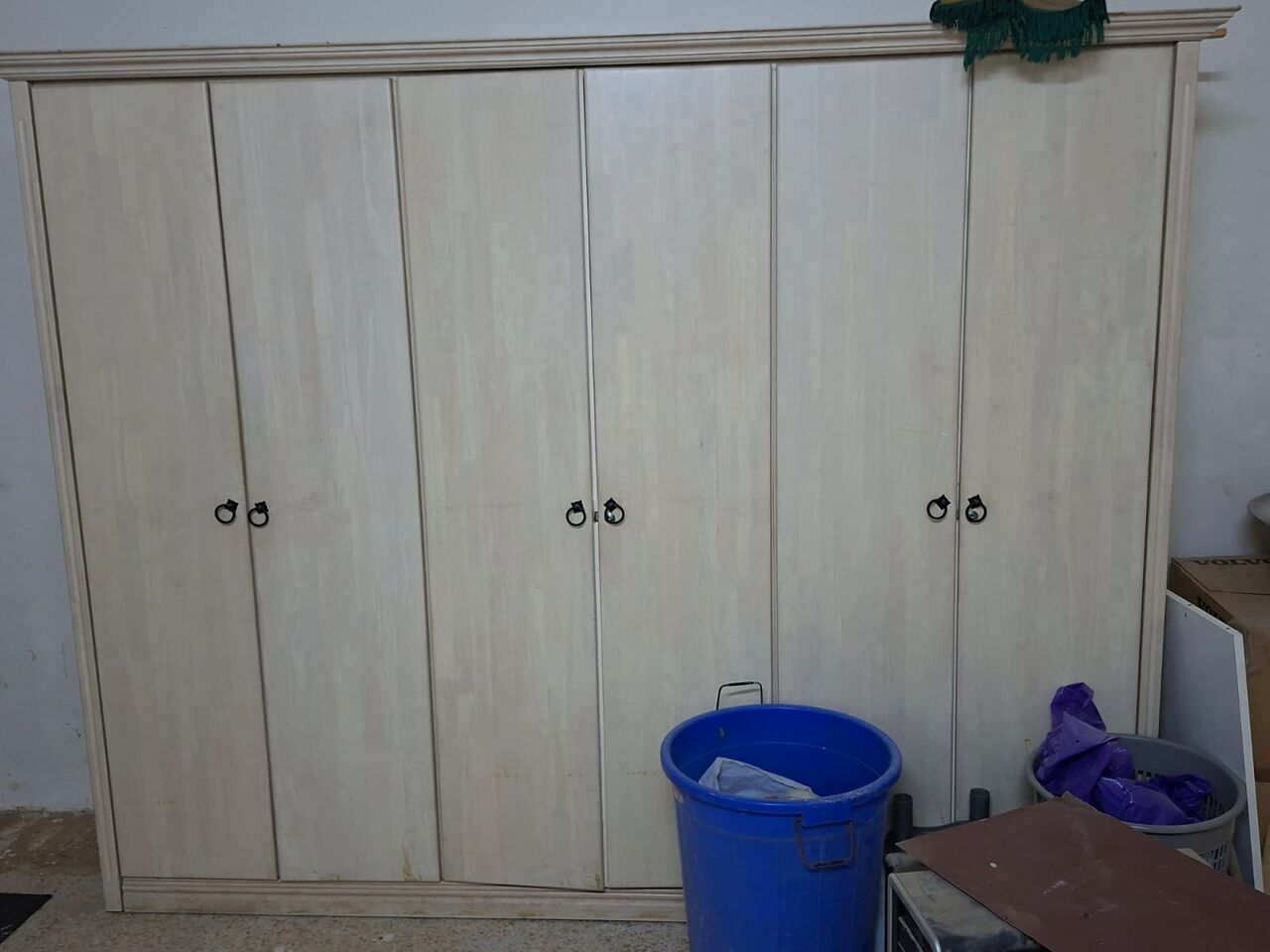 Riyadh, Furniture, SAR 400,  Bed & Wardrobe