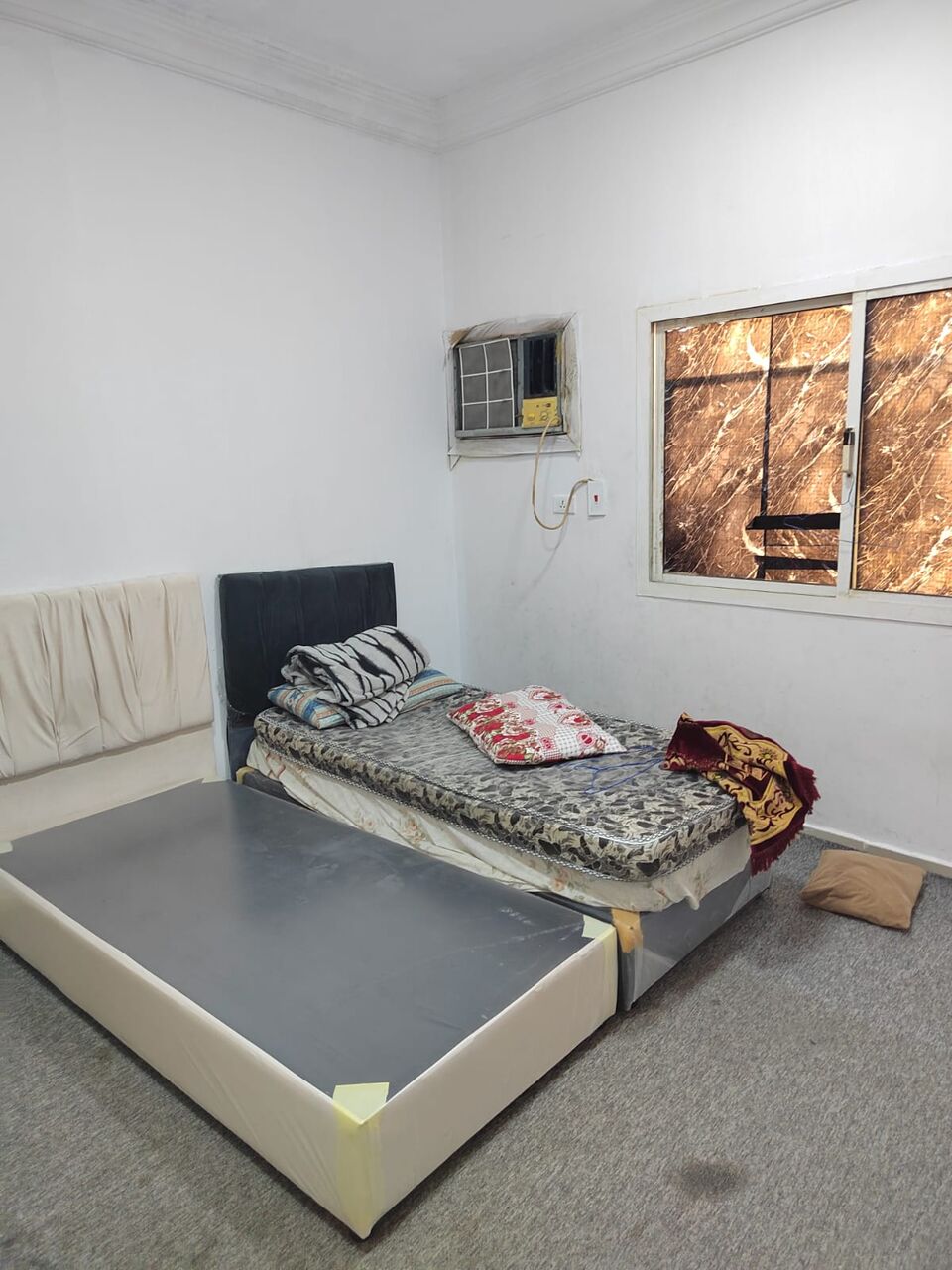 Salamah, Rooms for Rent, SAR 1000/month,  14 Sq. Meter,  2 Room Semi Furnished Apartment Available In 3 Room Apartment