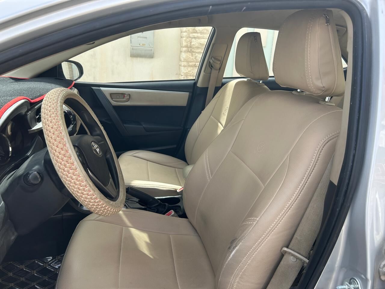 Riyadh, Vehicles, Cars & Trucks , SAR 45000,  Toyota Corolla,  2015,  Automatic,  109000 KM,   XLI 1.6 Model  (single Owner)