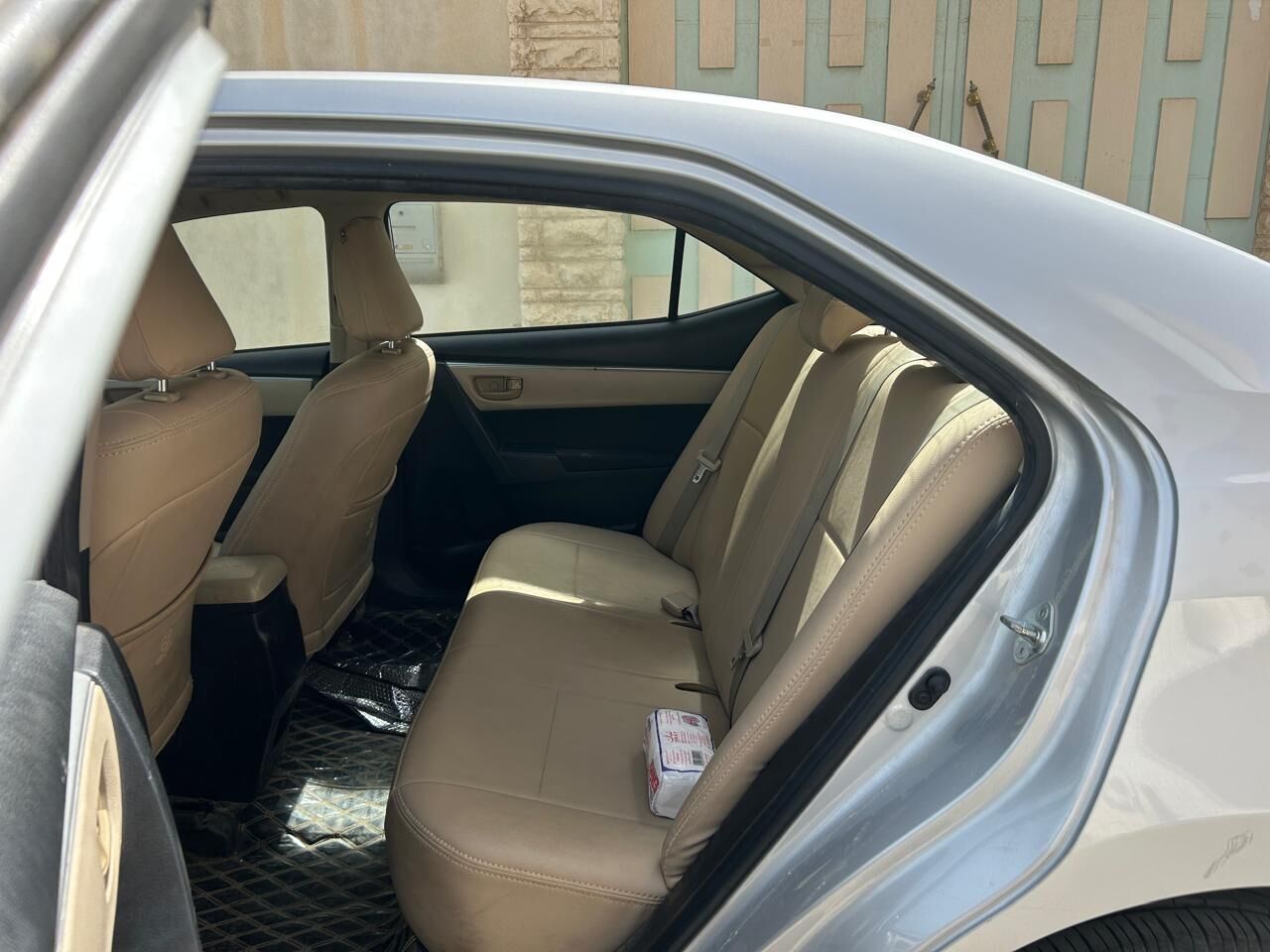 Riyadh, Vehicles, Cars & Trucks , SAR 45000,  Toyota Corolla,  2015,  Automatic,  109000 KM,   XLI 1.6 Model  (single Owner)