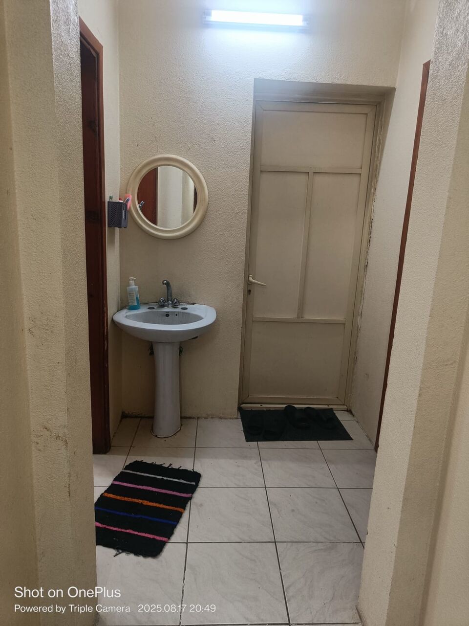 Jubail, Rooms for Rent, SAR 1300/month,  Furnished,  25 Sq. Meter,  SAR 1300/Month Bachelor Executive Room-Fully Furnished-Excellent Well-Maintained Room