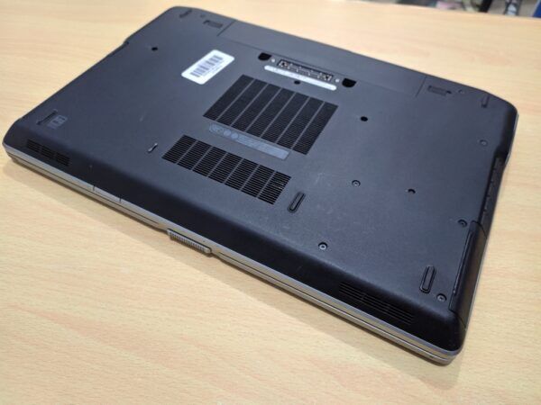 Riyadh, Computers, SAR 999,  Original Dell Latitude Laptop - Intel Core I7 Pro- Ram 4GB- Hard 320GB