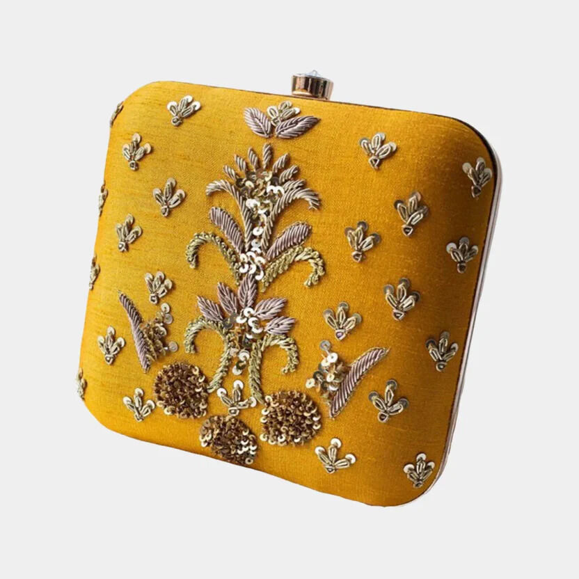 Toronto, Clothing & Accessories, Luxury Designer Handbags For Timeless Elegance