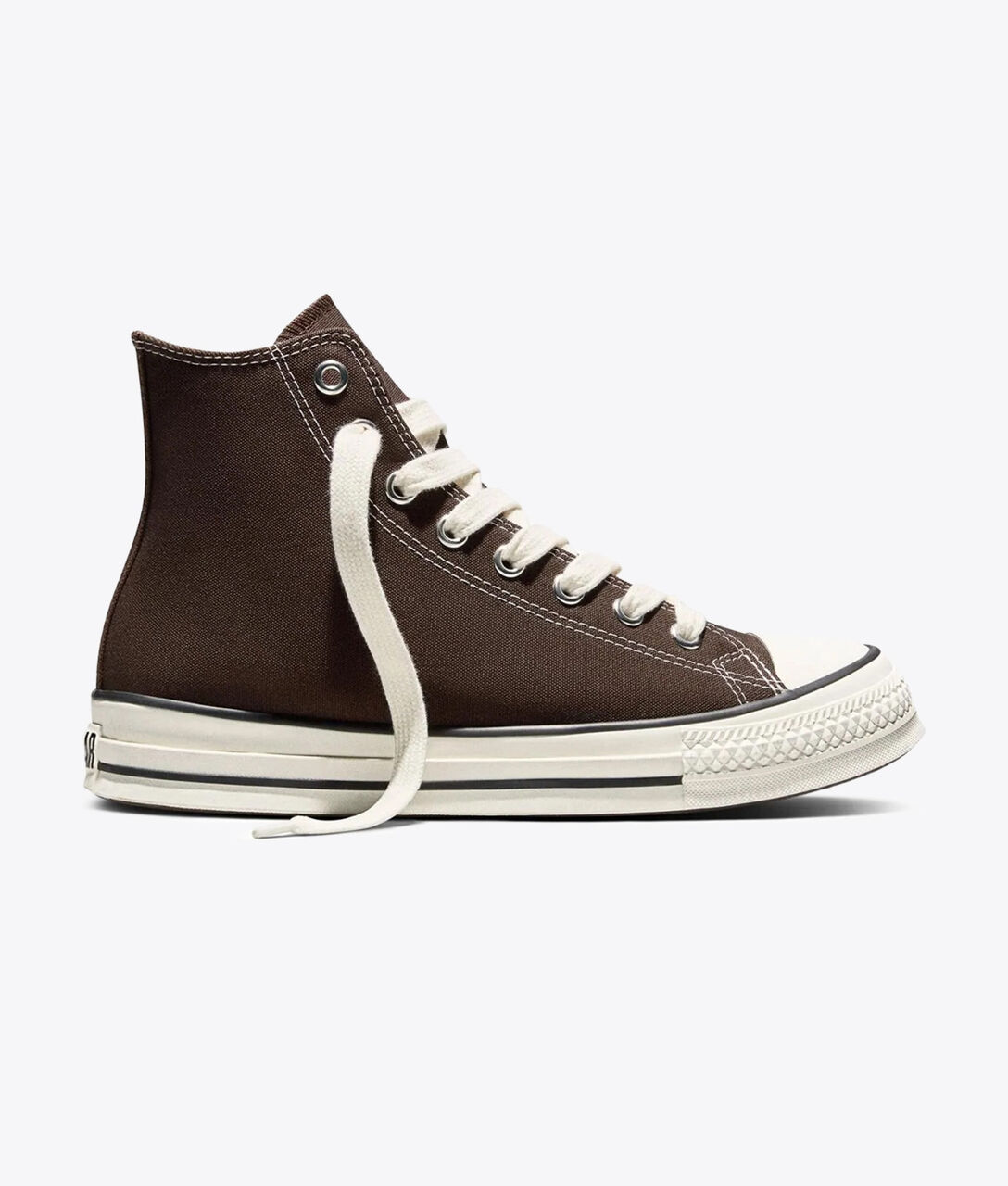 New Delhi, Clothing & Accessories, Converse Sneakers At VegNonVeg For Everyday Style