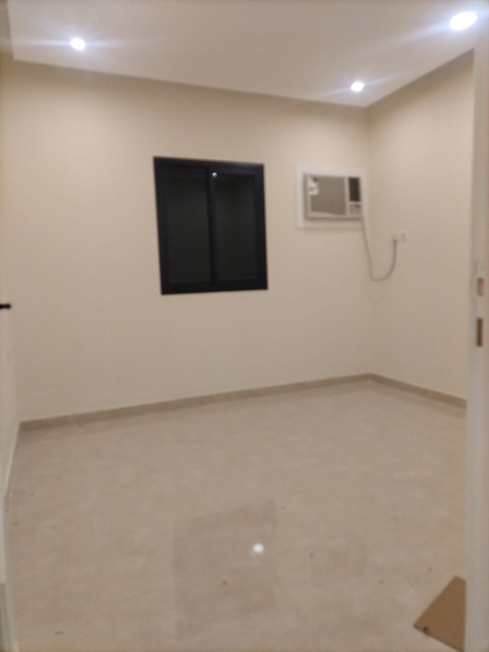 Khobar, Apartments, Flats, Houses & Villas, SAR 24600/year,  2 BR,  Family Apartment For Rent (Two Rooms, Two Bathrooms, Air-Conditioned Kitchen)