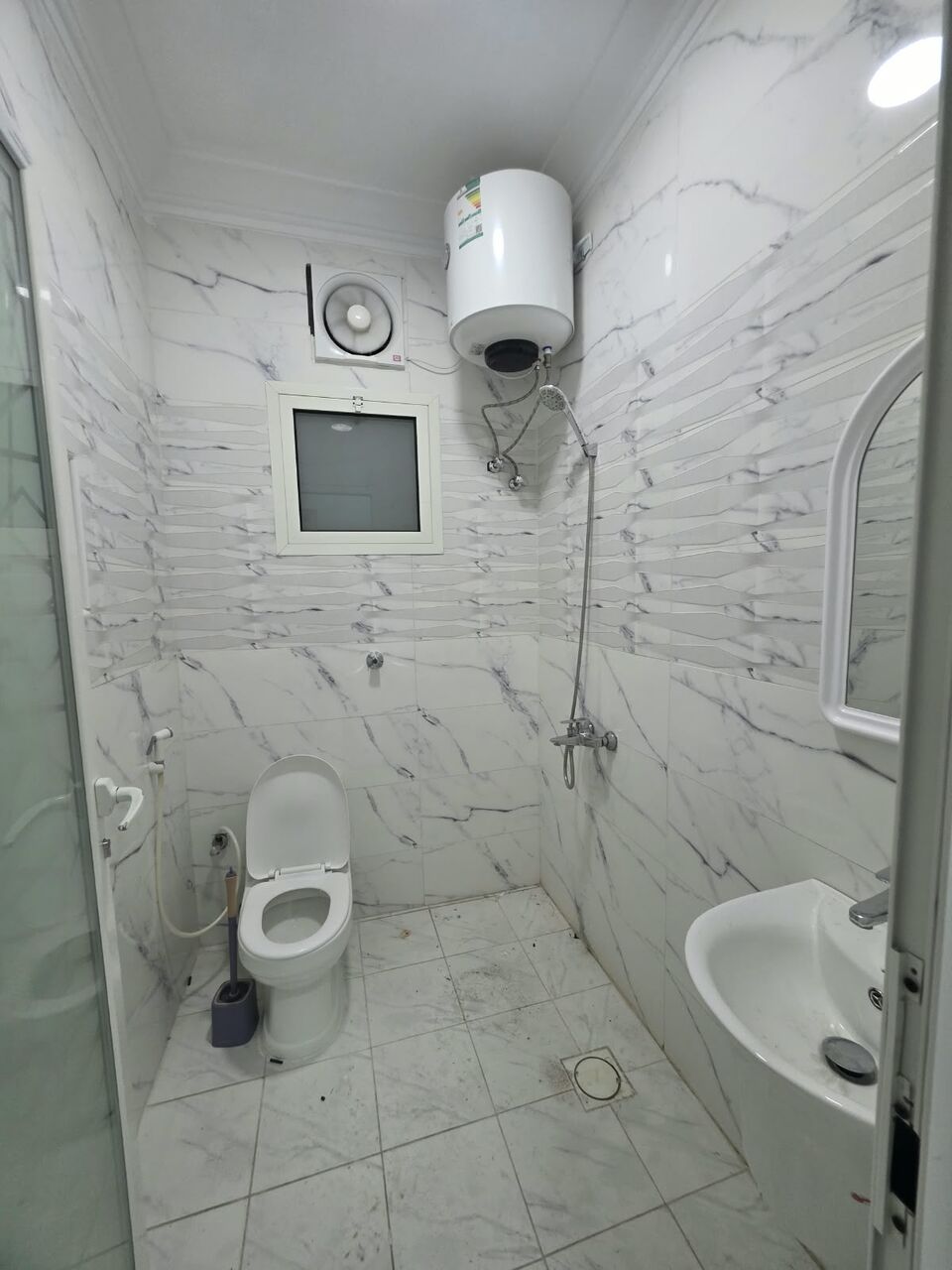 Khobar, Apartments, Flats, Houses & Villas, SAR 25600/year,  2 BR,  Consists Of:- 2 Bedrooms, A Living Room ,  2bathrooms, And A Kitchen,   Second Floor   Ele