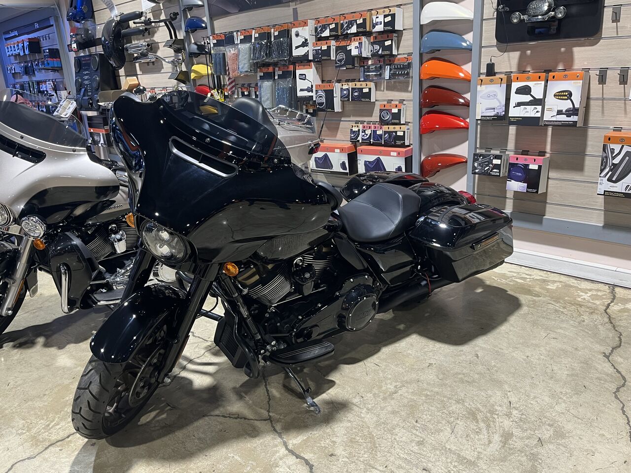 Riyadh, Motorcycles, SAR 100000,  HD Street Glide ST 2022 117CI Stage 1