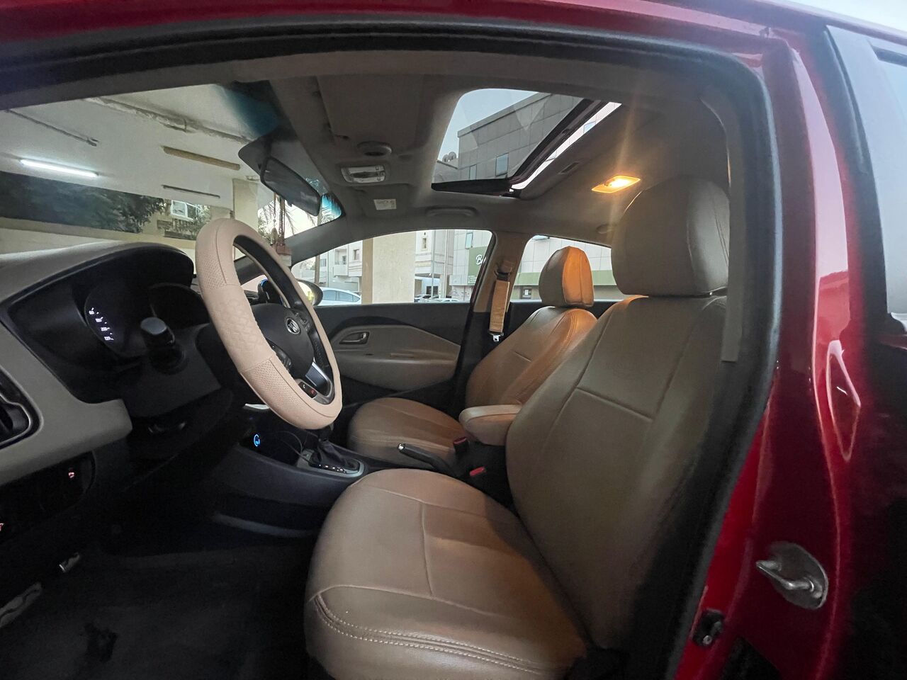 Manama, Vehicles, Cars & Trucks , BHD 2100,  Kia Rio,  2016,  Automatic,  126000 KM,    (Fully Loaded)