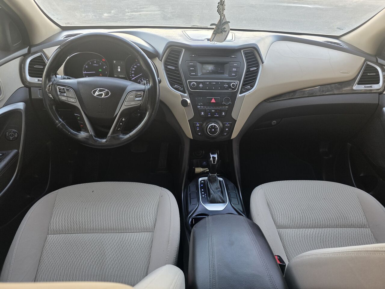 Dammam, Vehicles, Cars & Trucks , SAR 41000,  Hyundai Santa Fe,  2018,  Automatic,  194000 KM,  Haif Full. 4cylinder