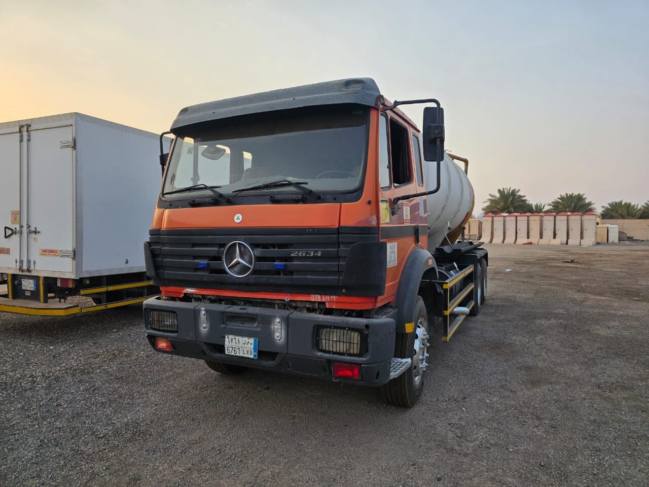 Al Kharj, Vehicles, Cars & Trucks , SAR 65,  Actros LB,  1998,  Manual,  ,  For Sale     With Built In Tank And Moto Pump