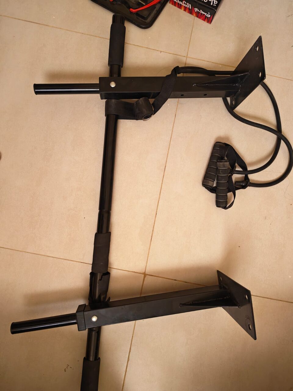 Al Malaz, Health & Beauty Items, SAR 200,  Gym Equipments Cable Pulley & Accessory Kit, Pull-Up Bar & Resistance Tube