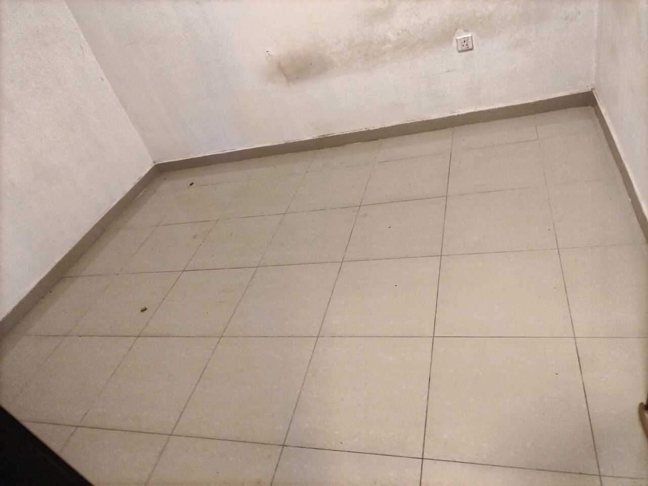 Khobar, Apartments, Flats, Houses & Villas, SAR 18000/year,  3 BR,  Family Apartment For Rent (3 Rooms, Hall, Two Bathrooms, Kitchen)