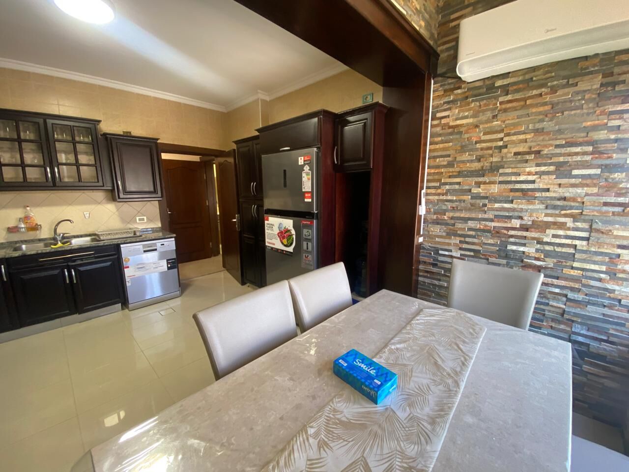 Amman, Apartments, Flats, Houses & Villas, JOD 15000/year,  Furnished,  3 BR,  220 Sq. Meter,  Furnished Apartment For Rent