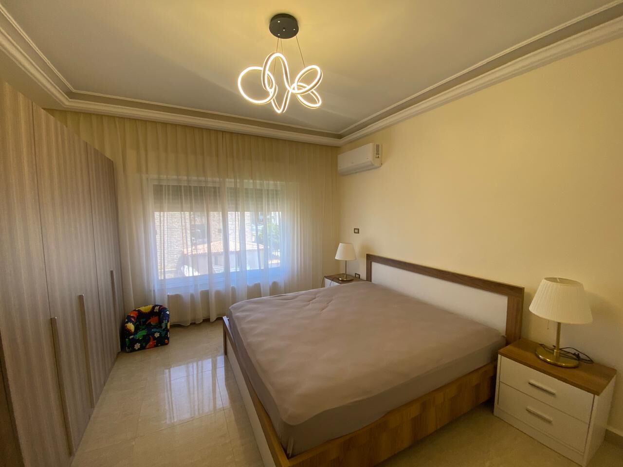 Amman, Apartments, Flats, Houses & Villas, JOD 15000/year,  Furnished,  3 BR,  220 Sq. Meter,  Furnished Apartment For Rent
