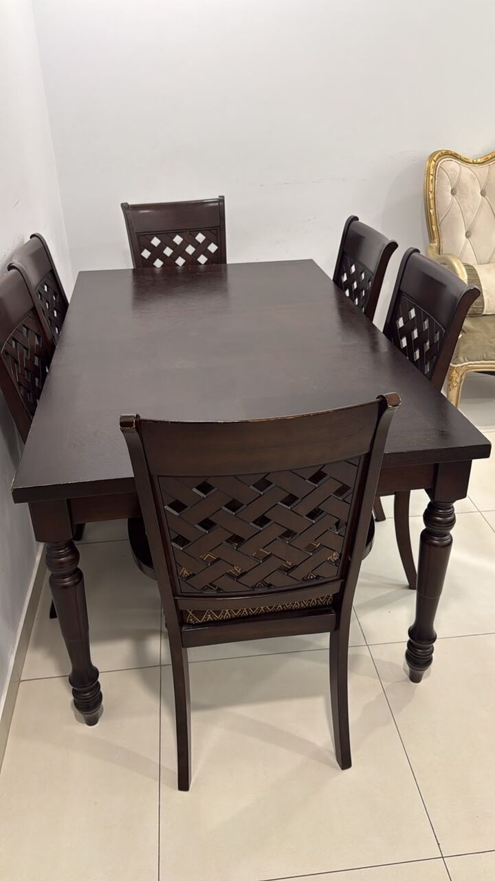Jeddah, Furniture, SAR 400,  Dinning Table (6 Chair Set) For Sale