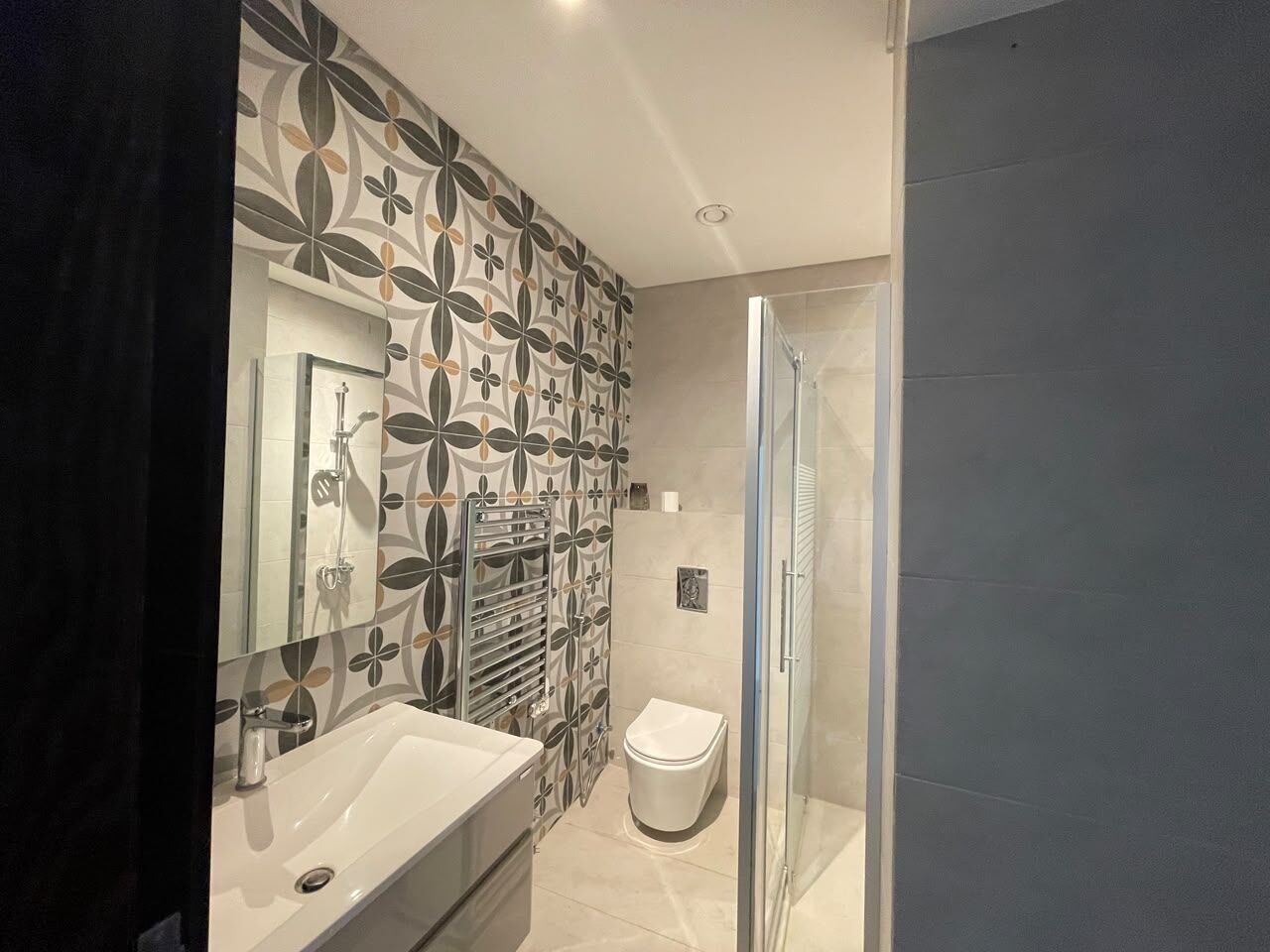 Amman, Apartments, Flats, Houses & Villas, JOD 14000/year,  Furnished,  2 BR,  120 Sq. Meter,  Apartments For Rent