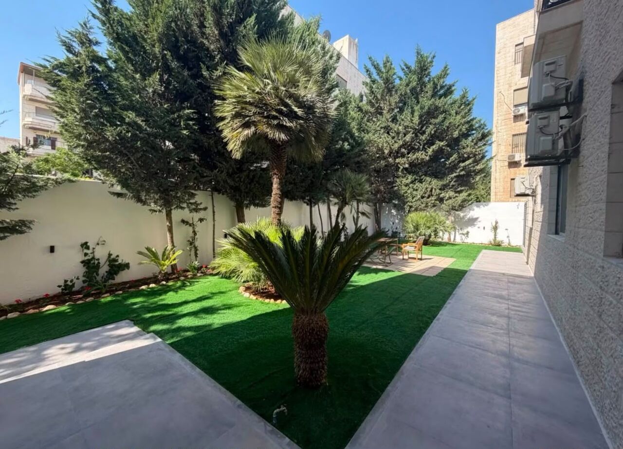 Abdoun, Apartments, Flats, Houses & Villas, JOD 32000/year,  4 BR,  280 Sq. Meter,  Ground Floor Apartment For Rent
