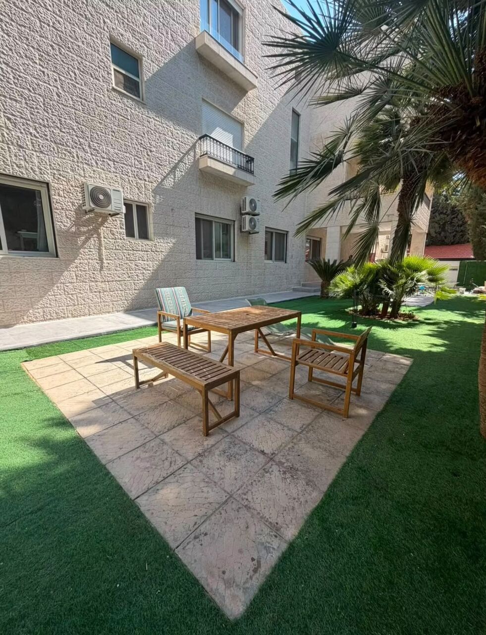 Abdoun, Apartments, Flats, Houses & Villas, JOD 32000/year,  4 BR,  280 Sq. Meter,  Ground Floor Apartment For Rent