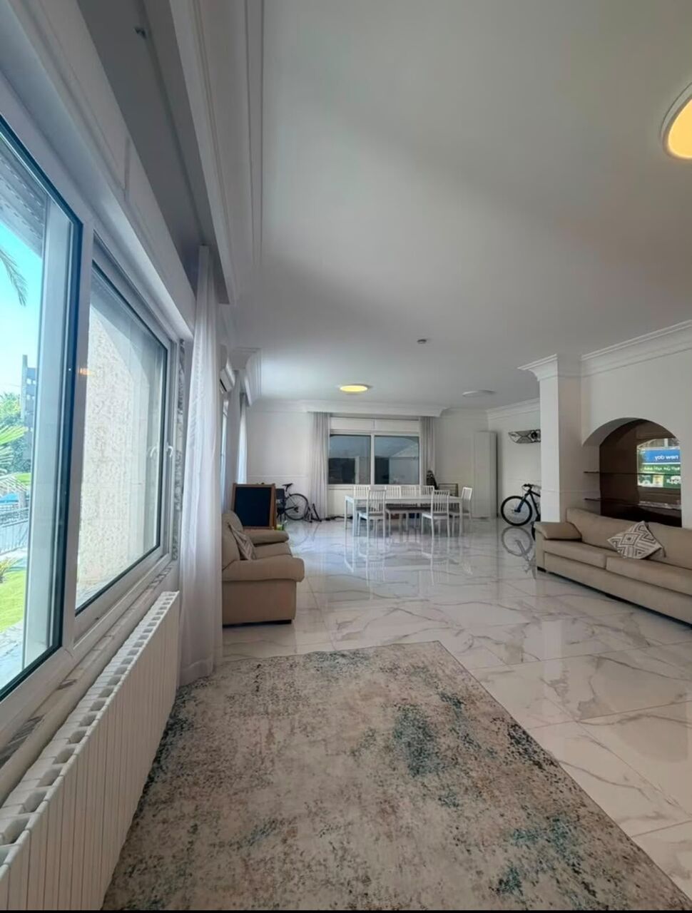 Abdoun, Apartments, Flats, Houses & Villas, JOD 32000/year,  4 BR,  280 Sq. Meter,  Ground Floor Apartment For Rent