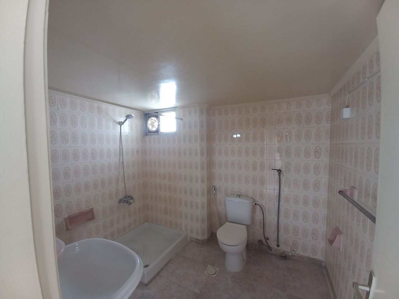 Gudaibiya, Apartments, Flats, Houses & Villas, BHD 260/month,  3 BR,  # 3 BEDROOMS,2 BATHROOMS,HALL,KITCHEN,BALCONY FLAT FOR RENT IN GUDAIBIYA #