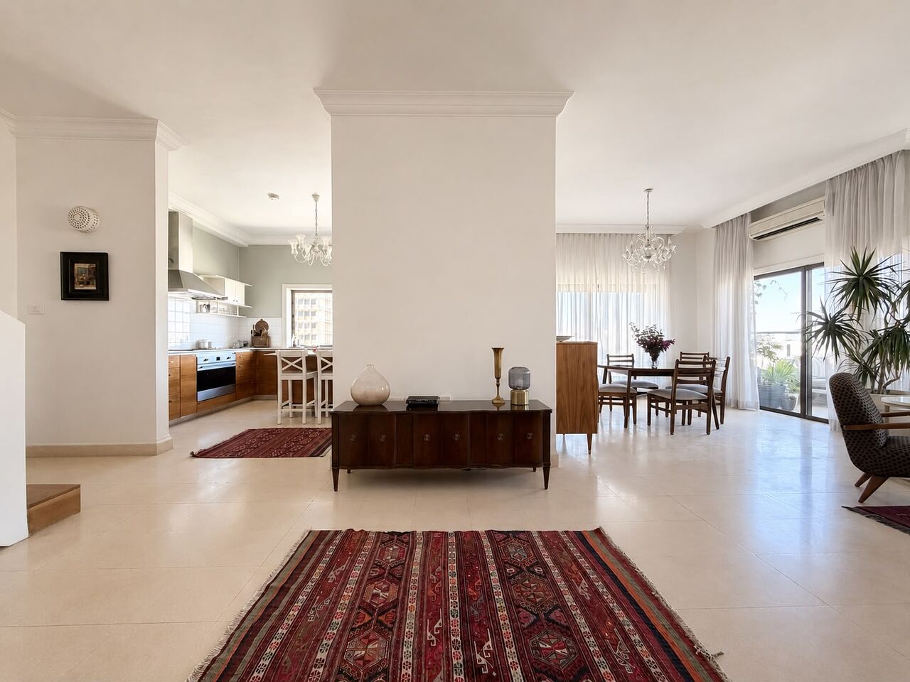 Amman, Apartments, Flats, Houses & Villas, JOD 24000/year,  Furnished,  3 BR,  300 Sq. Meter,  Rooftop Apartment For Rent