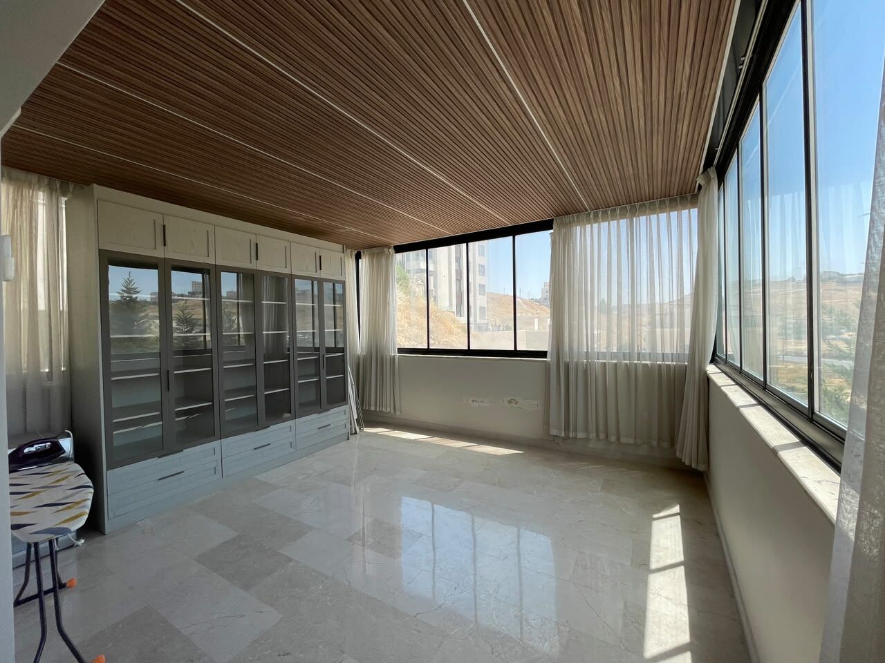 Abdoun, Apartments, Flats, Houses & Villas, JOD 23000/year,  Furnished,  3 BR,  230 Sq. Meter,  Furnished Apartment For Rent In Abdoun