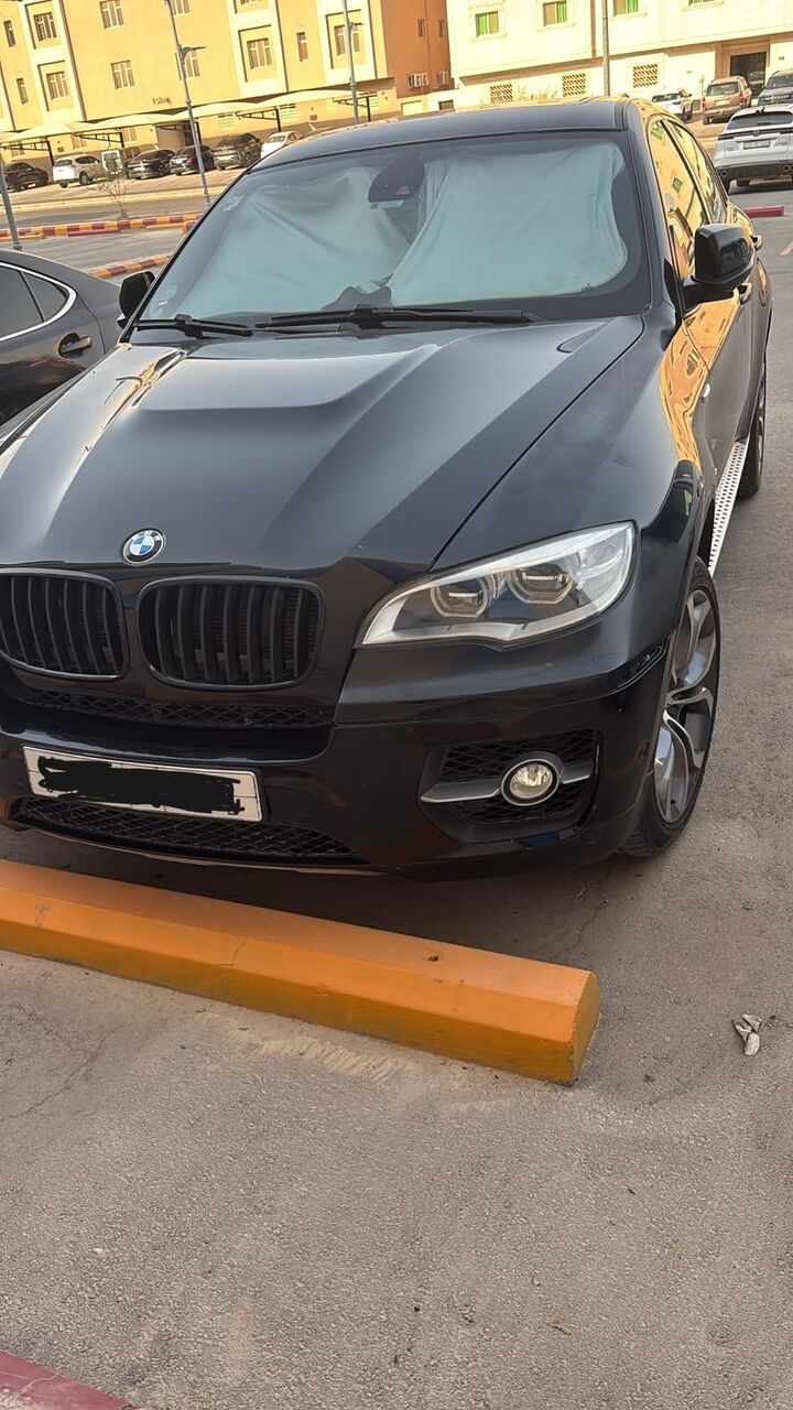 Jeddah, Vehicles, Cars & Trucks , SAR 42000,  Bmw X6,  2014,  Automatic,  270000 KM,   In Very Good Condition