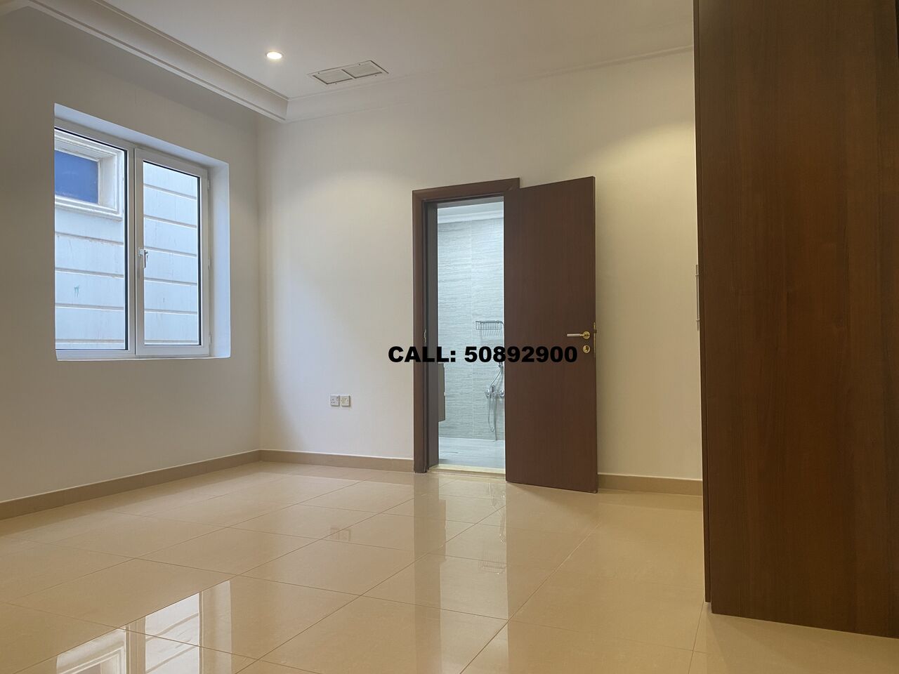 Kuwait City, Apartments, Flats, Houses & Villas, KWD 1150/month,  4 BR,  Good Quality Spacious 4 Bedrooms With Balcony In Al Zahra