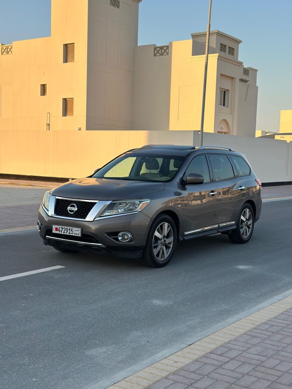 Riffa, Vehicles, Cars & Trucks , BHD 2500,  Nissan Pathfinder Full Option Panorama,  2014,  Automatic,  132000 KM,  Neat And Clean Car