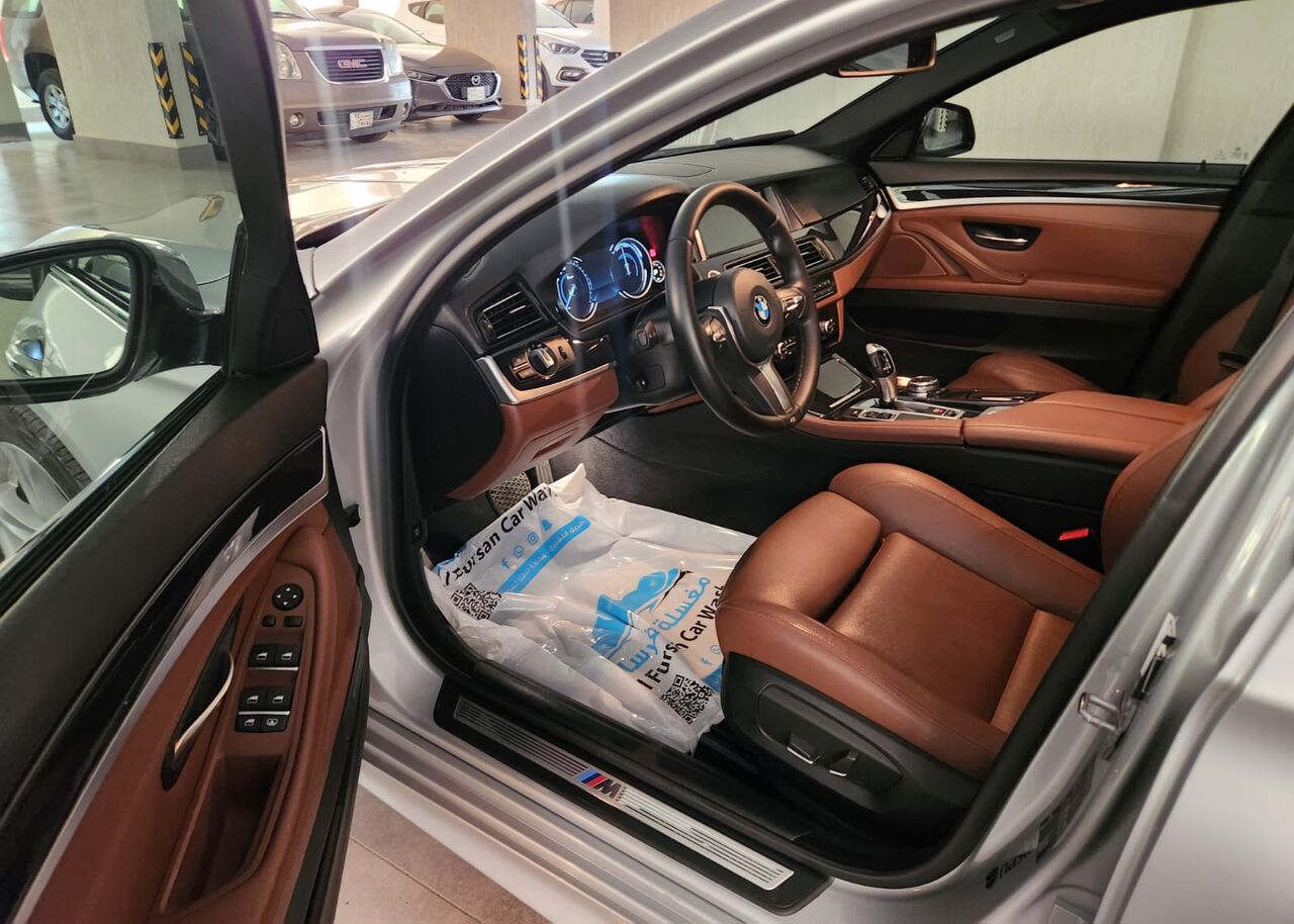 Sulaymania, Vehicles, Cars & Trucks , SAR 60,  Bmw 520,  2016,  Automatic,  180000 KM,   I Full Option Kit-M