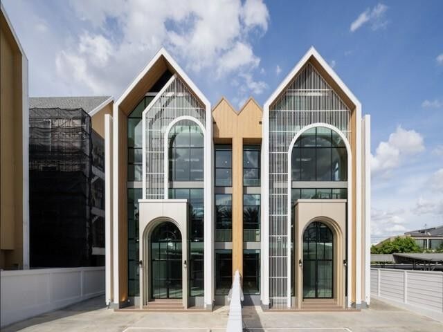 Bangkok, Villas, THB 189000,  115 Sq. Feet,  Commercial Building For Rent, 3 Floors, 520 Sq M, Hua Mak, Ramkhamhaeng Area, Near MRT