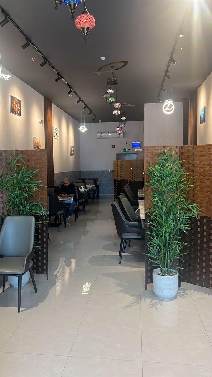 Riyadh, Shops, SAR 1200000,  350 Sq. Meter,  Family Restaurant   For Sale