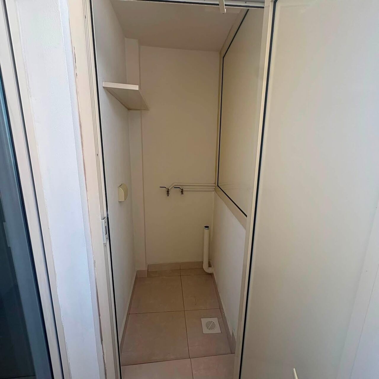 Adliya, Housing Exchanges, BHD 200/month,  1 BR,  110 Sq. Meter,  Spacious Apartment In Um Al Hassam Near Sabah Al Salem Medical Center And A 5 Minutes Walk
