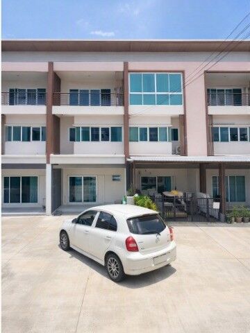 Bangkok, Villas, THB 16998,  30 Sq. Feet,  Sukhaphiban 5 31 Sq M. 200 Sq M. Watcharaphon Intersection 1.3 Km. Garden View, Corner